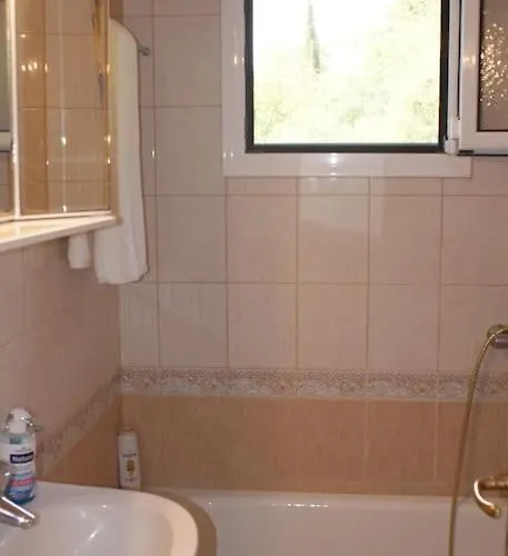 Alexandra's * Kalamitsi (Lefkada)